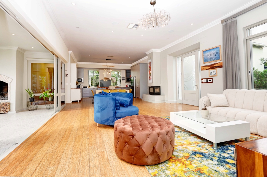 4 Bedroom Property for Sale in Val De Vie Estate Western Cape